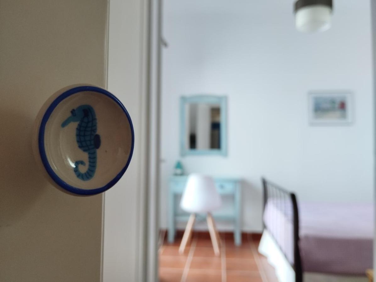 Light Blue Appartement Makrýgialos Buitenkant foto