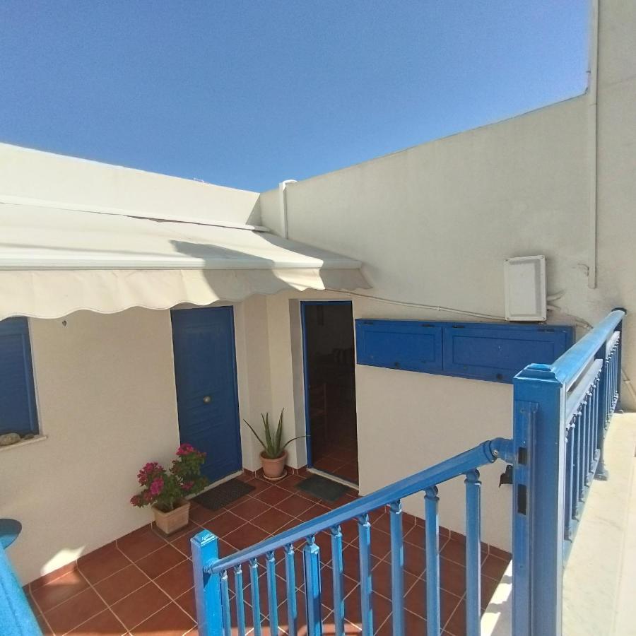 Light Blue Appartement Makrýgialos Buitenkant foto